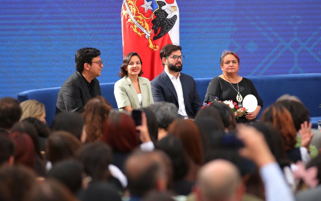 ¡Descarga las antologías Premio Iberoamericano narrativa y poesía!